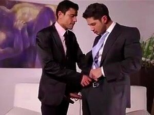 Gay Homme D Affaire - Porno @ RueNu.com