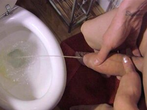Piss drink shemale PISSING @