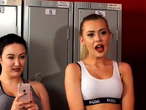 Voyeur Gym - Porno @ RueNu.com