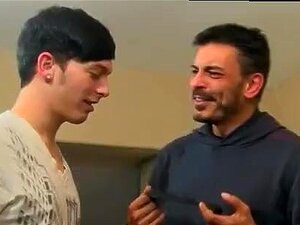Papi Gay porno y videos de sexo en alta calidad en ElMundoPorno.com