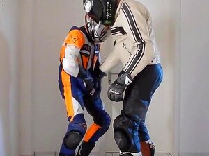 Gay Biker Leather - Porno @ RueNu.com