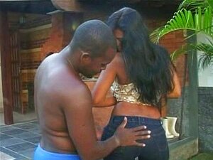 Vídeos sexo negras gostosas Mulher casada transando com cunhado