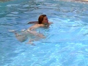 Piscine Porn - Porno @ RueNu.com