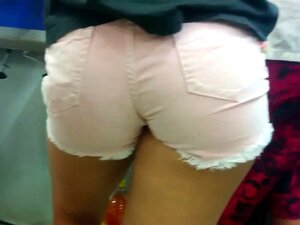 Safadinha porno e video di sesso in alta qualità su AmorePorno.com