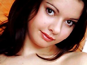 Jolie Chatte Ouvert - Porno @ RueNu.com