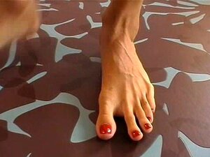 Sexy Feet Sex Videos - Sexy Feet Long Toe Nails porn & sex videos in high quality at RunPorn.com