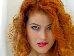 Heidi Romanova - Porno @ RueNu.com