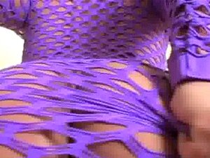 Sofia Reyes 123 porno y videos de sexo en alta calidad en ...