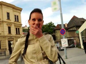 Draguer Dans La Rue - Porno @ RueNu.com