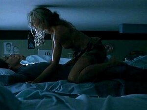 Travelling - Porno @ RueNu.com