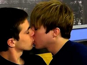 Gay Cum In Ass porno e video di sesso in alta qualità su ...